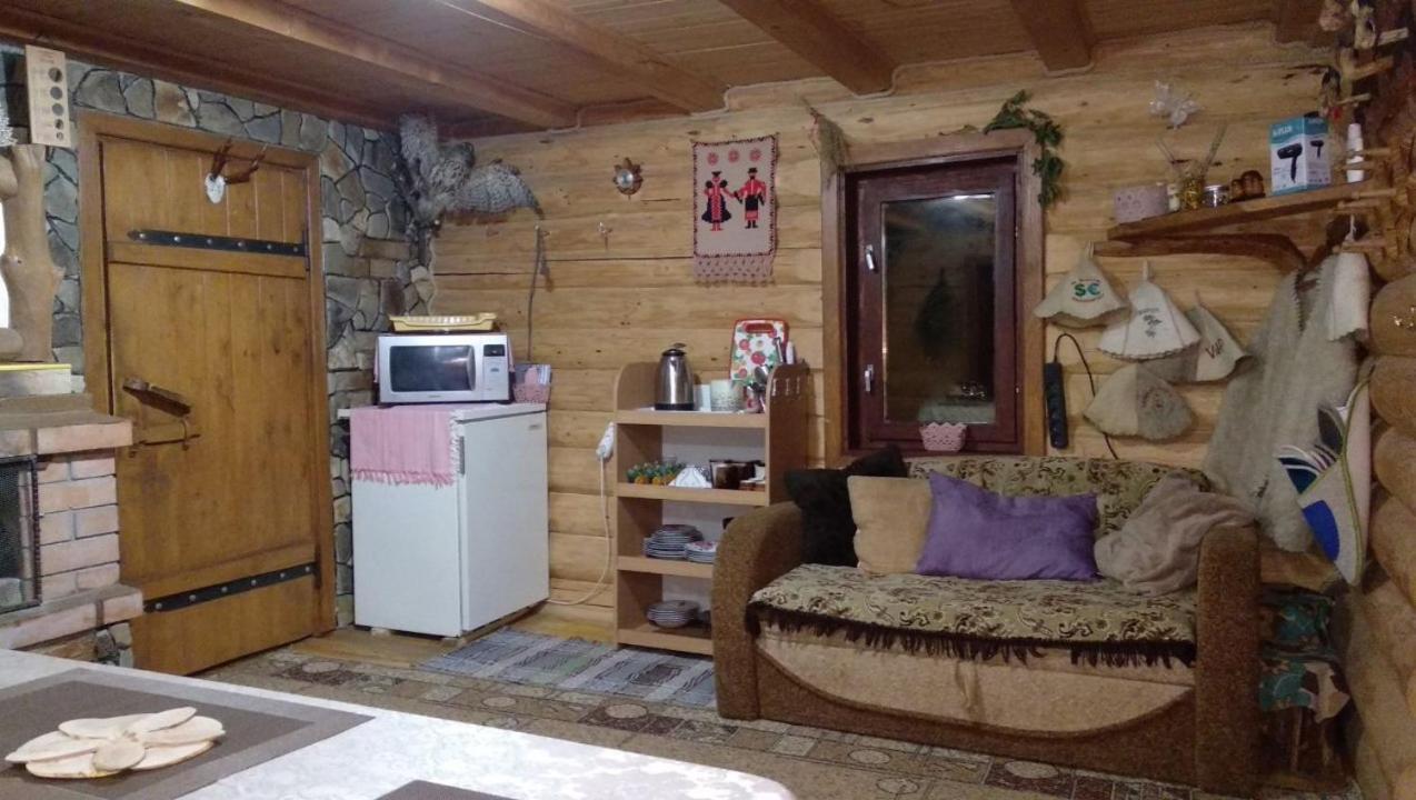 Villa У Медовому Раю Rostoka  Exterior foto